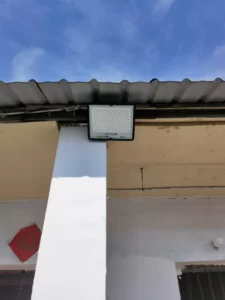solar flood lights with separate solar panel